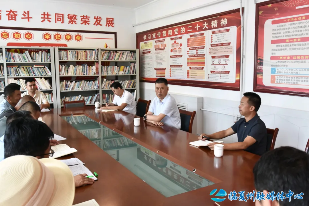 李海默在东乡县调研